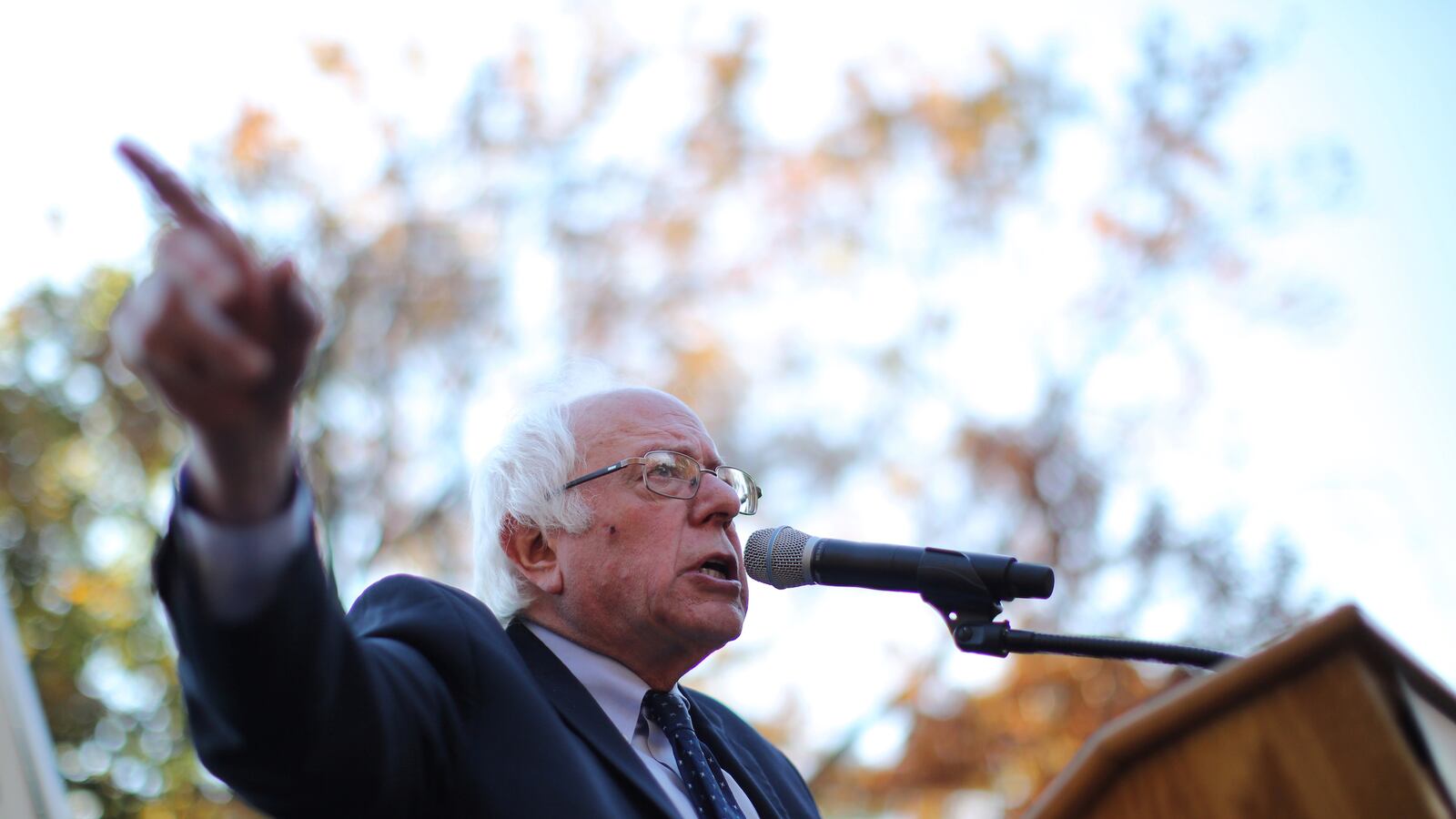 cheats/2017/04/12/sanders-trump-will-last-one-term/170917-sanders-sessions-cheat_fytqvr