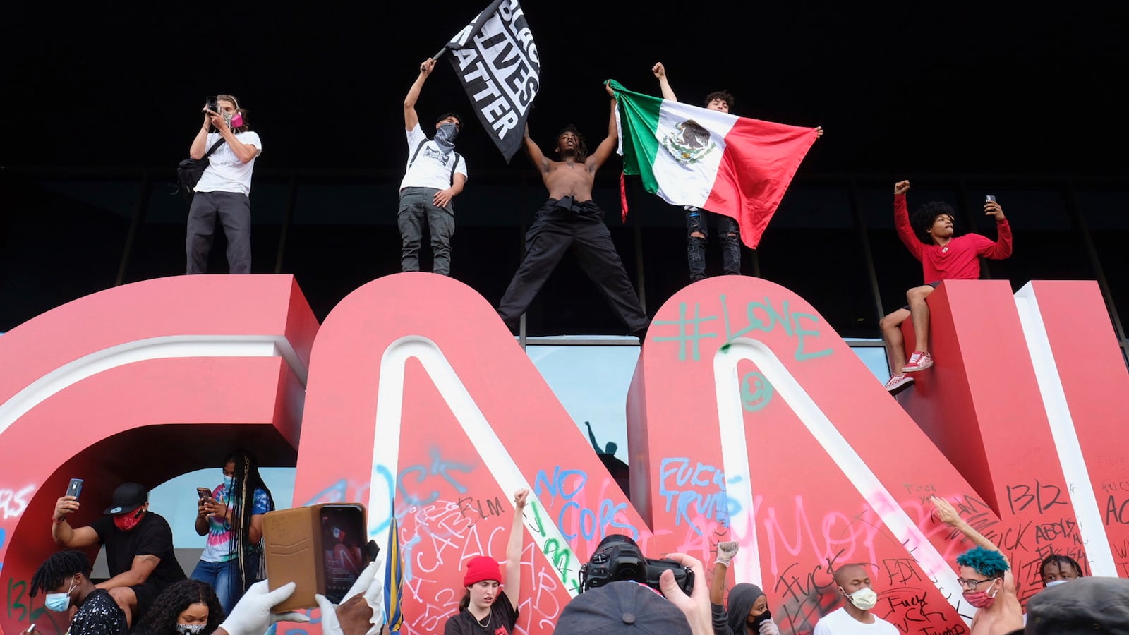 200529-cnn-tease_zahei2