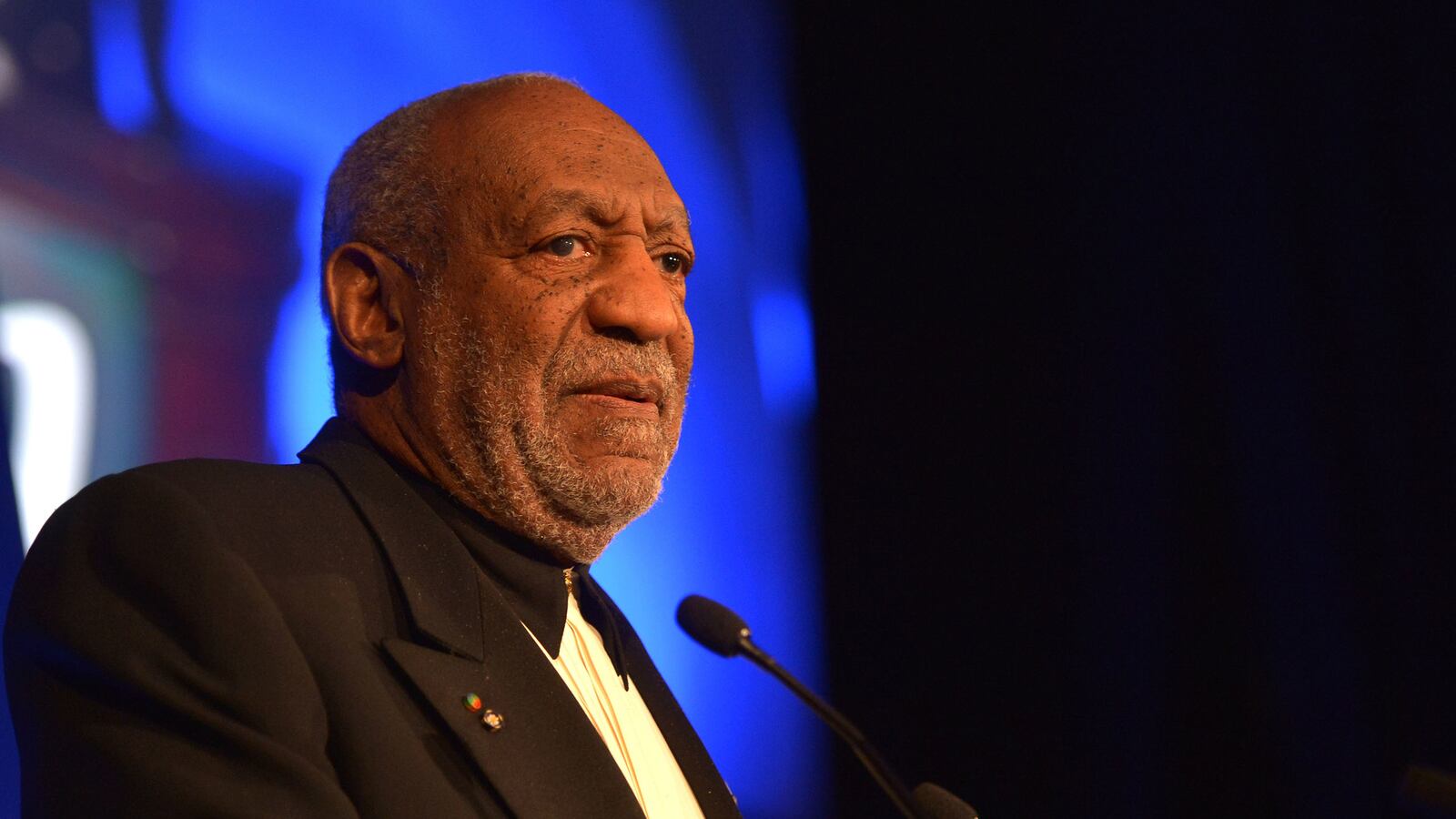 cheats/2014/11/26/cosby-jane-doe-comes-forward/141126-cosby-cheat_wqissi