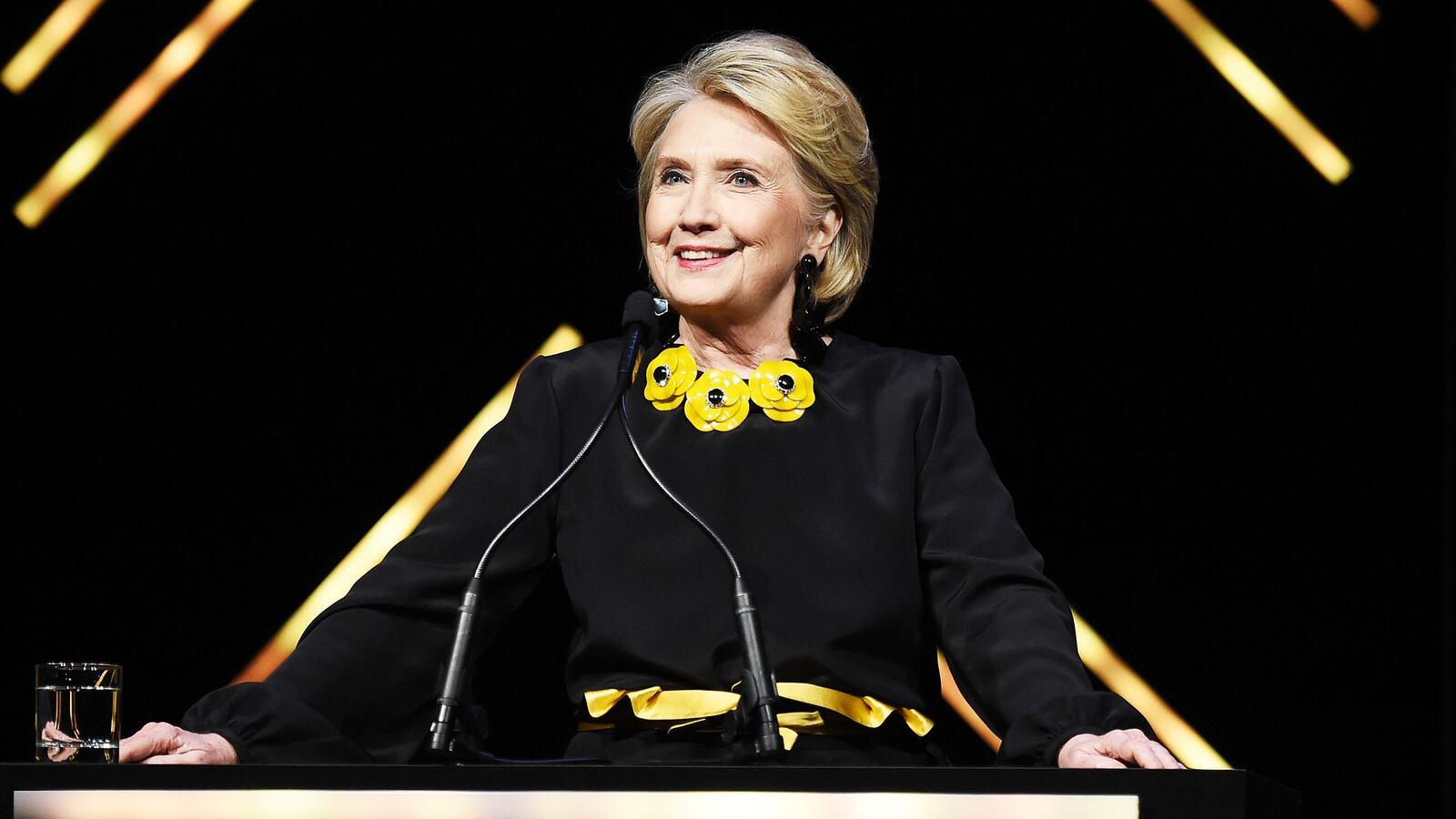 181113-tarlov-dems-clinton-hero_ewna9v