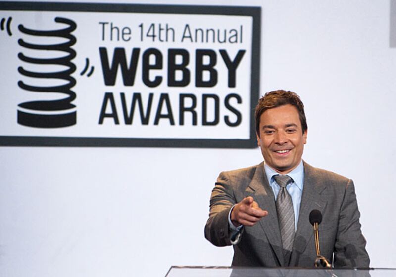 galleries/2010/06/15/stars-toast-the-web-s-best-at-the-webbys/webby-awards-7_prmgbz
