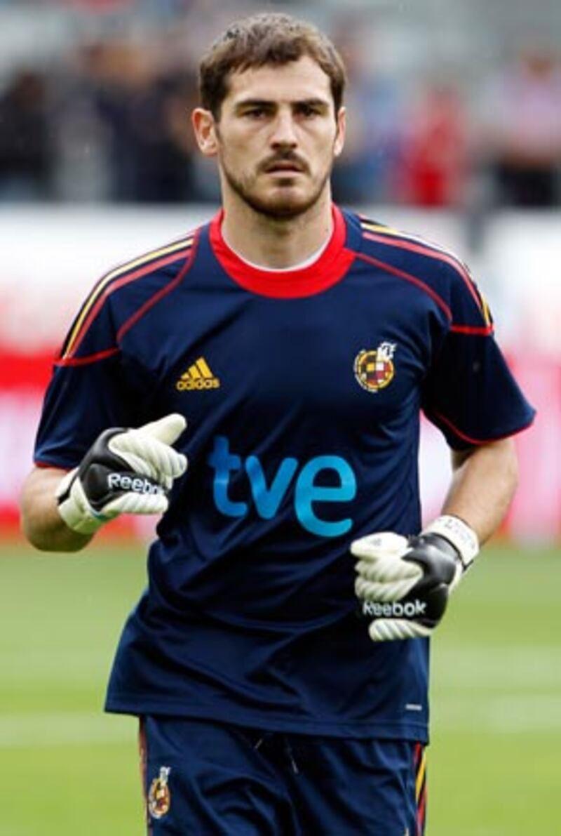 galleries/2010/06/05/world-cup-hotties/world-cup-hotties---iker-casillas_jrxzja