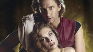 Romancing the Stone actors Kathleen Turner and Michael Douglas