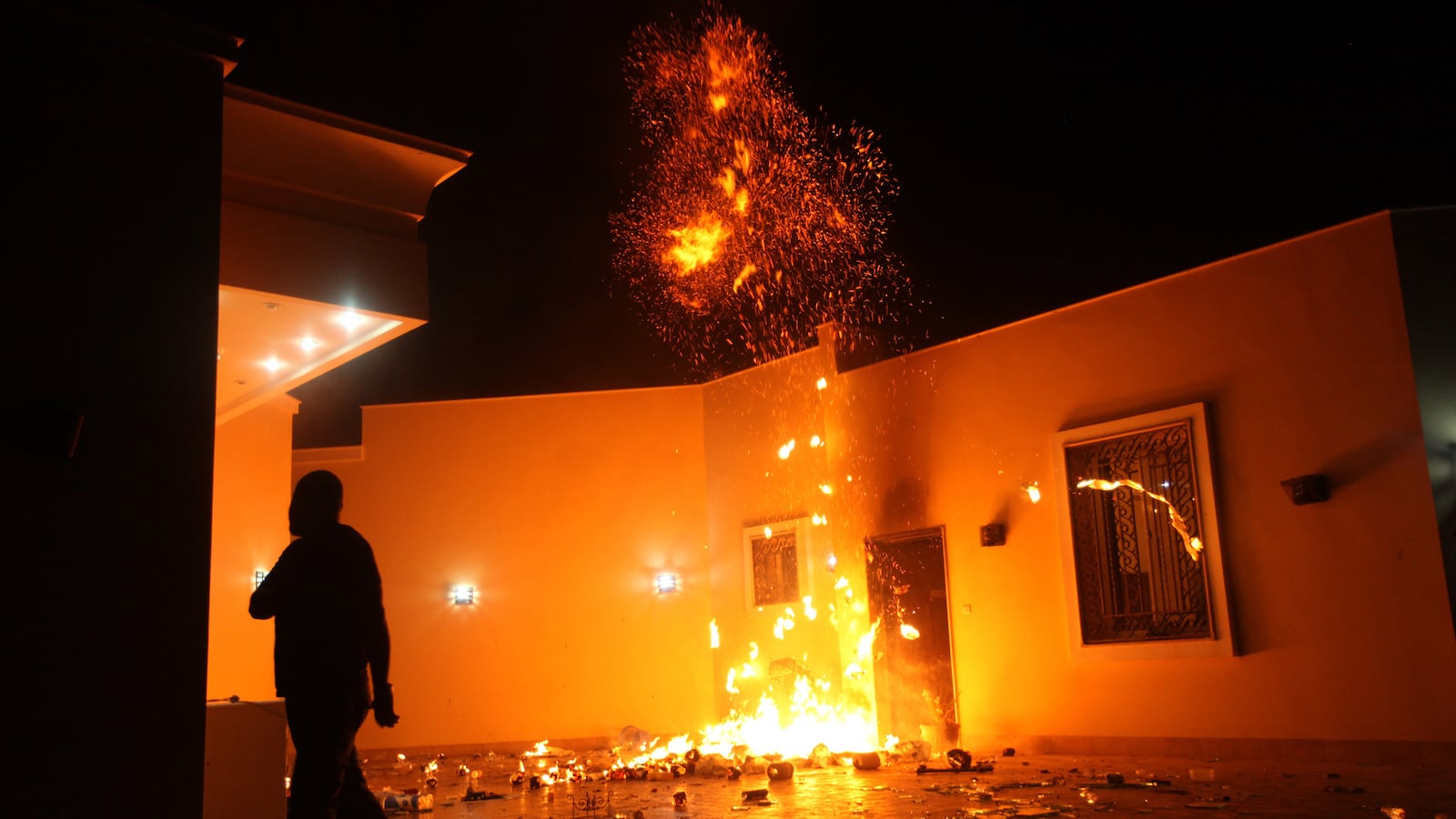 articles/2013/11/08/cbs-and-benghazi-what-s-the-larger-relevance/131108-tomasky-benghazi-cbs_ir4qag