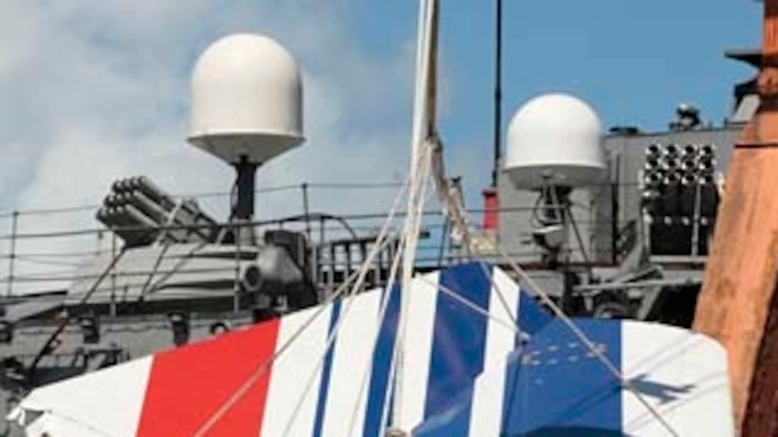 articles/2009/07/02/how-flight-447-fell-intact-from-the-sky/irving-flight-447-crash_35587_qgc4hj