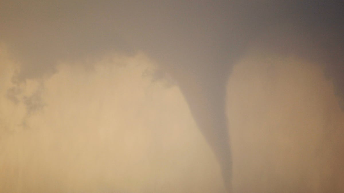 cheats/2013/01/29/winter-storm-threatens-10-states/midwest-tornado-cheat_lqvchp