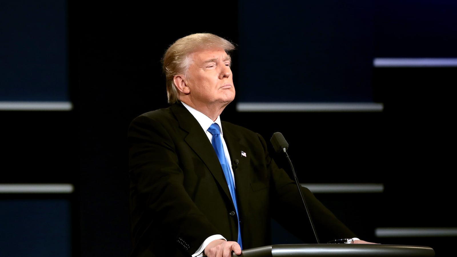 articles/2016/09/26/unrepentant-birther-donald-trump-calls-his-birther-crusade-a-great-service/160926-Desiderio-trump-birther-tease_b7xym3