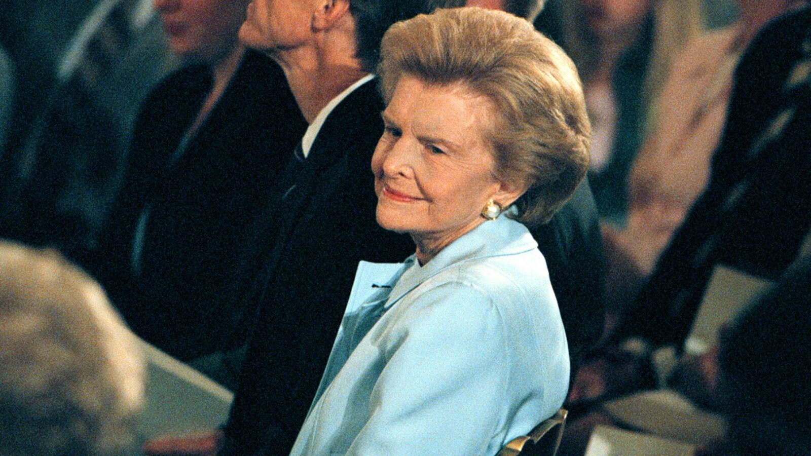 galleries/2011/07/09/betty-ford/betty-ford-obituary-tease_dyoysm