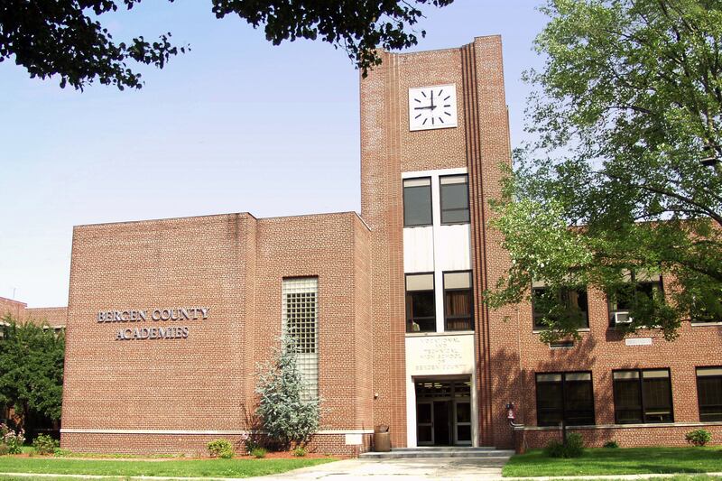 galleries/2013/05/06/top-25-high-schools-northeast/best-high-schools-northeast-bergen-county-academies_iu6d3y
