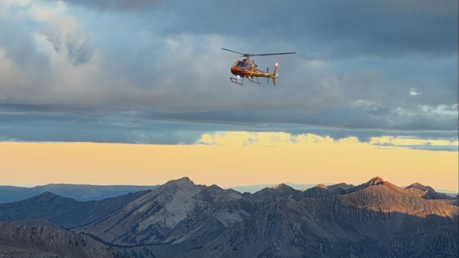 Mountain Rescue Aspen successfully recovering a body from the east face of Maroon Peak