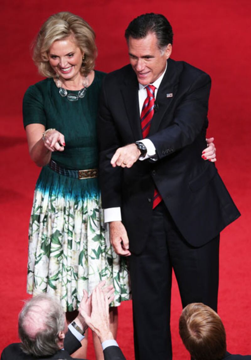 articles/2012/10/22/michelle-obama-recycles-thom-brown-dress-ann-romney-and-janna-ryan-at-debates/ann-romney-last-debate-full_gzzz85