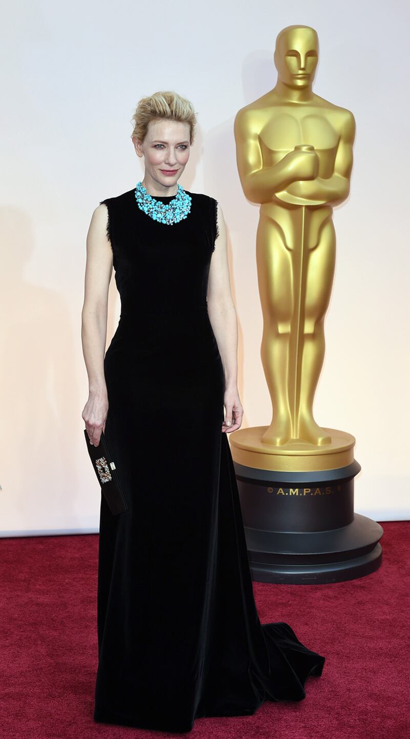 galleries/2015/02/22/best-of-the-2015-oscars-red-carpet-photos/150222-oscar-red-carpet16_fd5tkv