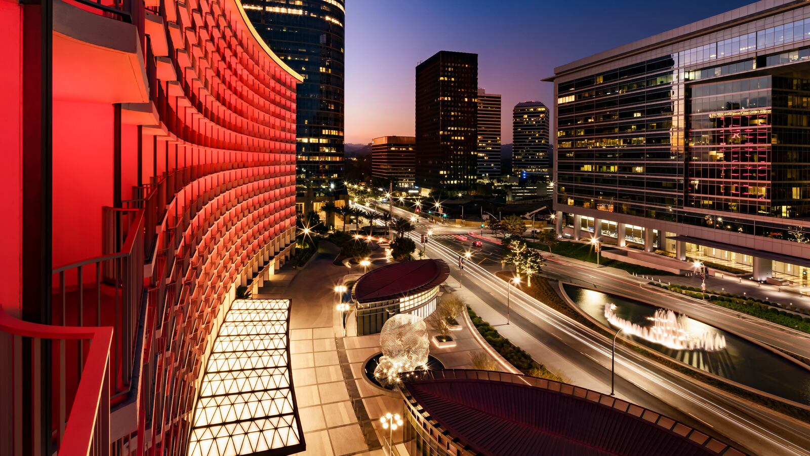 211231-O_Connor-LA-Hotel-tease_zjq2nb