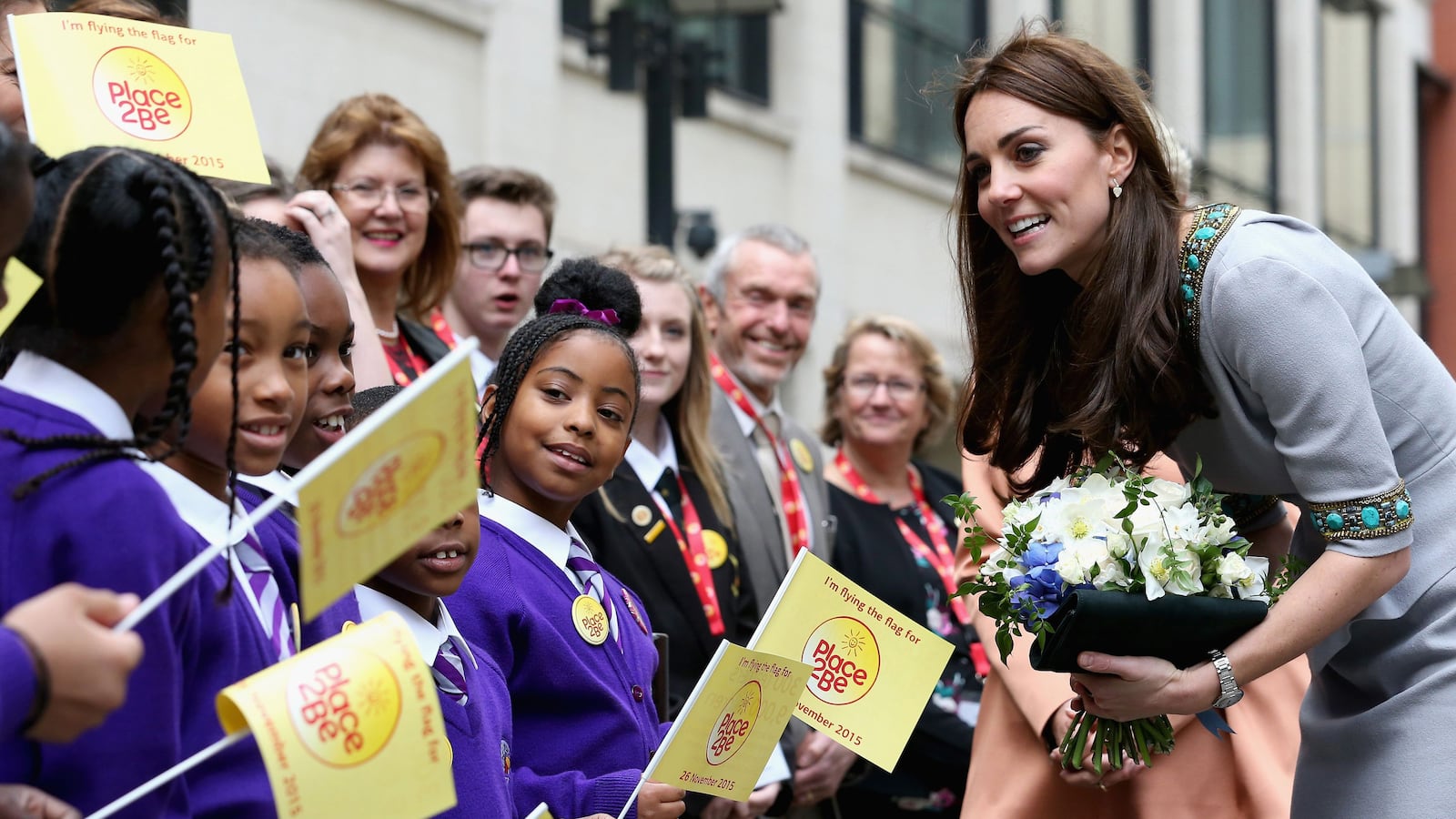 articles/2015/11/18/kate-middleton-speaks/151118-sykes-middleton-tease_rcgq79