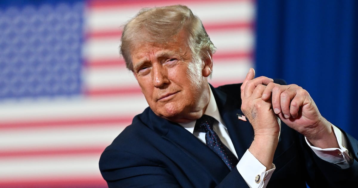 CEO Pay Gap Rises Under Trump as Workers Fall Further Behind