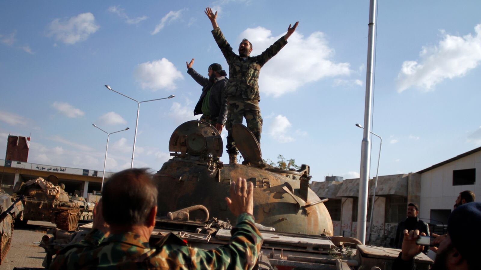 cheats/2012/11/30/syrian-rebels-push-for-unity/giglio-syrian-rebels-unite-tease-embed_ledmqs