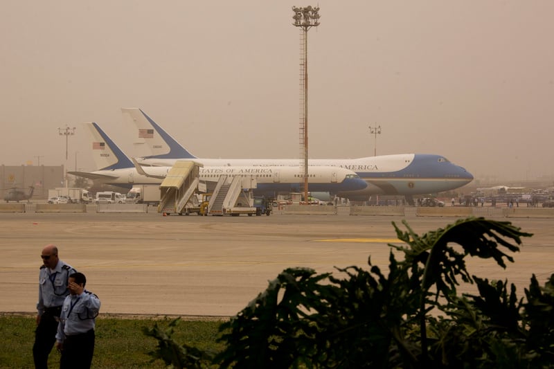 galleries/2013/03/20/president-obama-s-first-official-visit-to-israel-photos/obama-israel-update-11_jrtivy