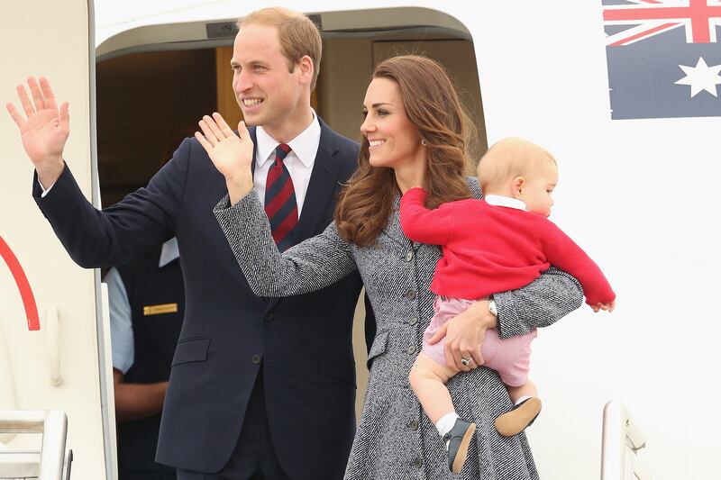 articles/2014/04/25/prince-george-plus-parents-ships-out-of-oz/140425-william-kate03_tonfhn