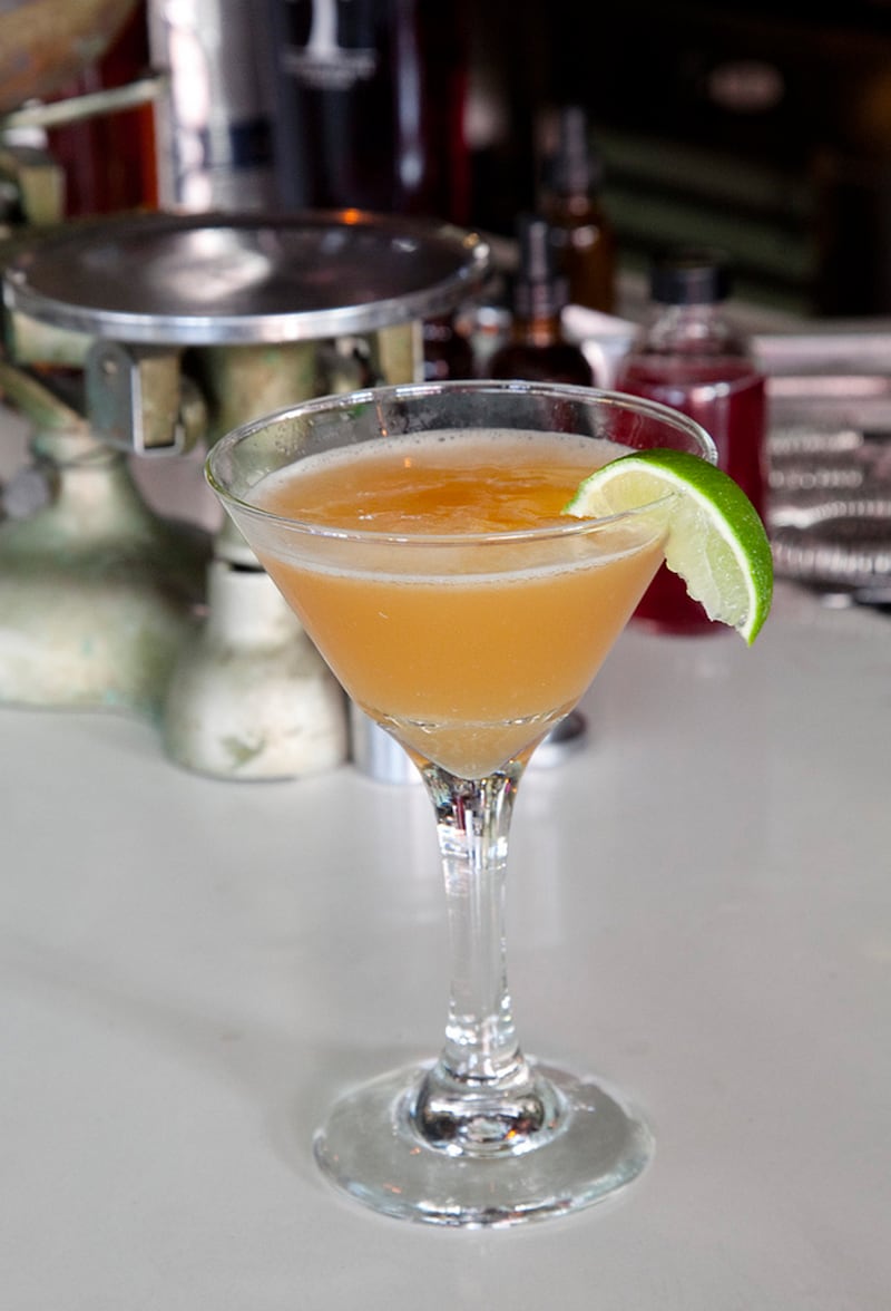 galleries/2013/06/08/low-calorie-summer-cocktails-mixologists-on-their-favorites-photos/130606-summer-drink3_jdlwv4