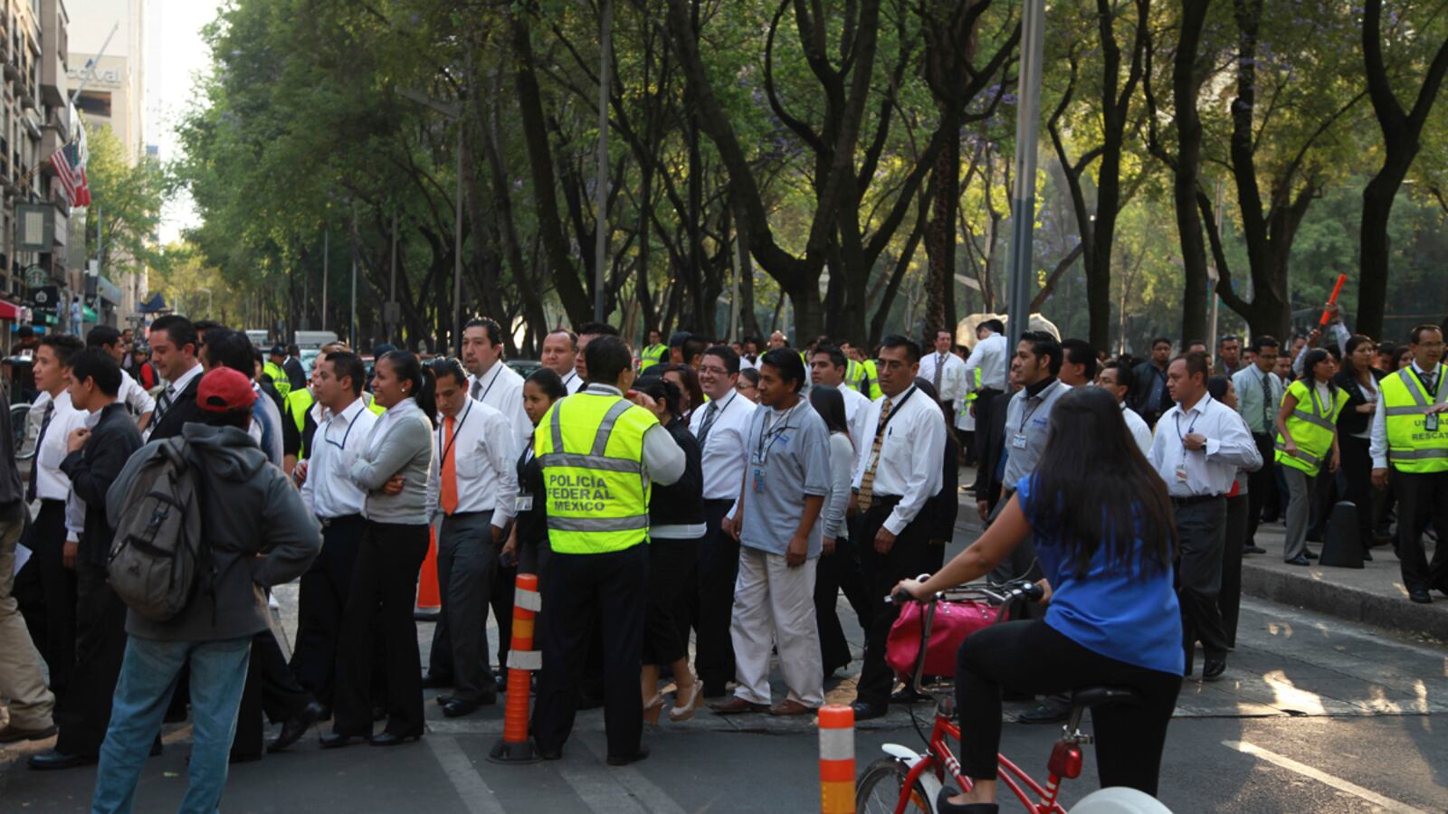 cheats/2012/04/11/major-earthquake-hits-mexico/mexico-city-tremors-cs_xajeah