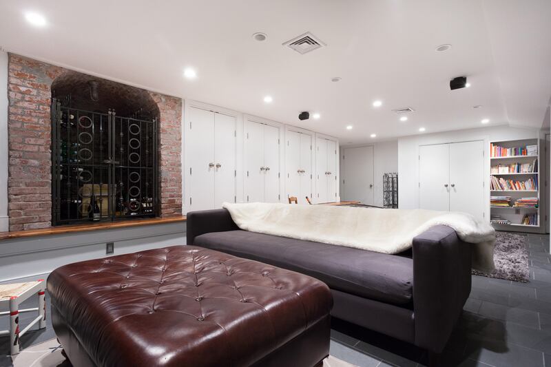 galleries/2014/04/25/omg-i-want-this-house-brooklyn-heights-photos/omg-house-brooklyn-heights-6_s4cb99