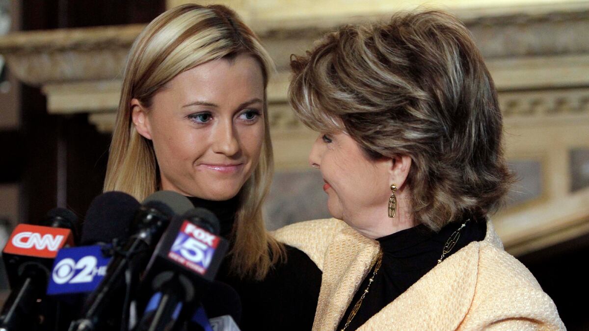 articles/2011/06/16/who-is-ginger-lee-anthony-weiner-s-porn-star-s-mystery-past/ginger-lee-abowitz_aaizoe