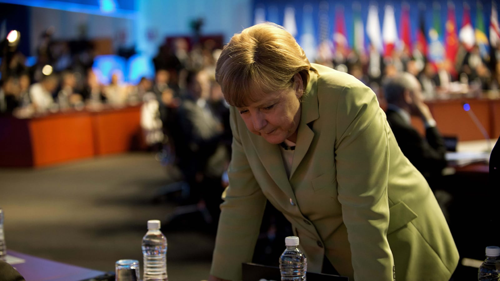 cheats/2012/06/18/europe-refocuses-on-rescue/angela-merkel-greek-g20-cs_dudklq