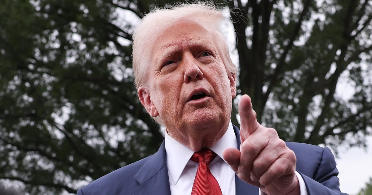 Trump Ripped by Reporters Used as Decoys in Secret Escape