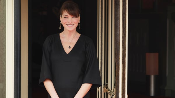 cheats/2011/07/15/carla-bruni-i-m-pregnant/carla-bruni-pregnant_adfdem