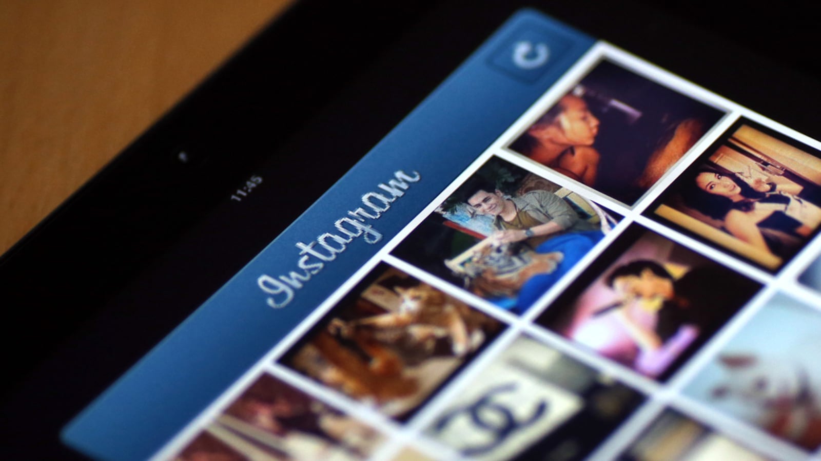 cheats/2012/04/10/instagram-may-boost-facebook-s-location-tracking/instagram-boosts-facebook-location-tracking-cheat_kxan1k