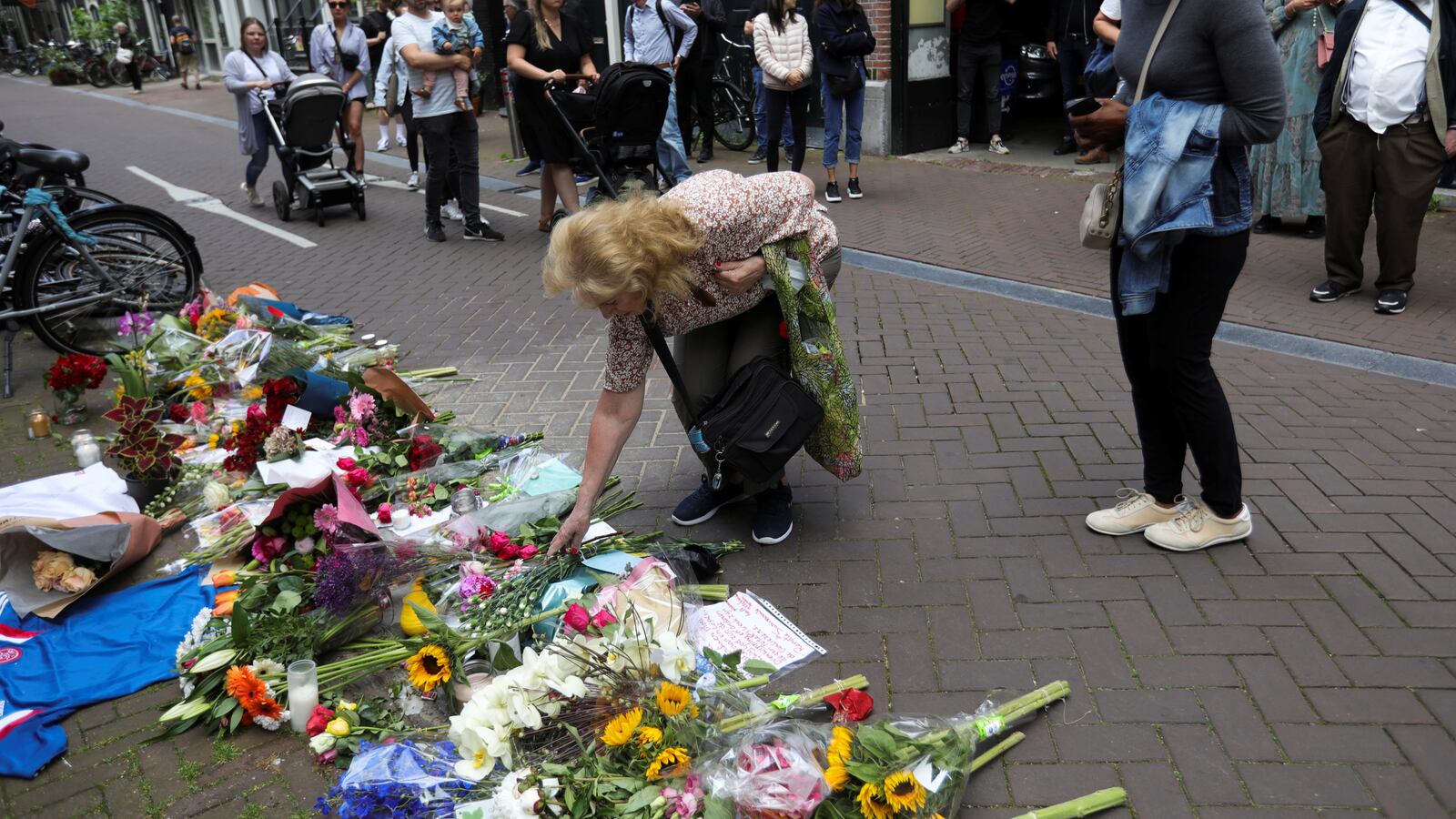 2021-07-07T122606Z_2069318886_RC2NFO9B7ANR_RTRMADP_3_NETHERLANDS-SHOOTING_sxaduy