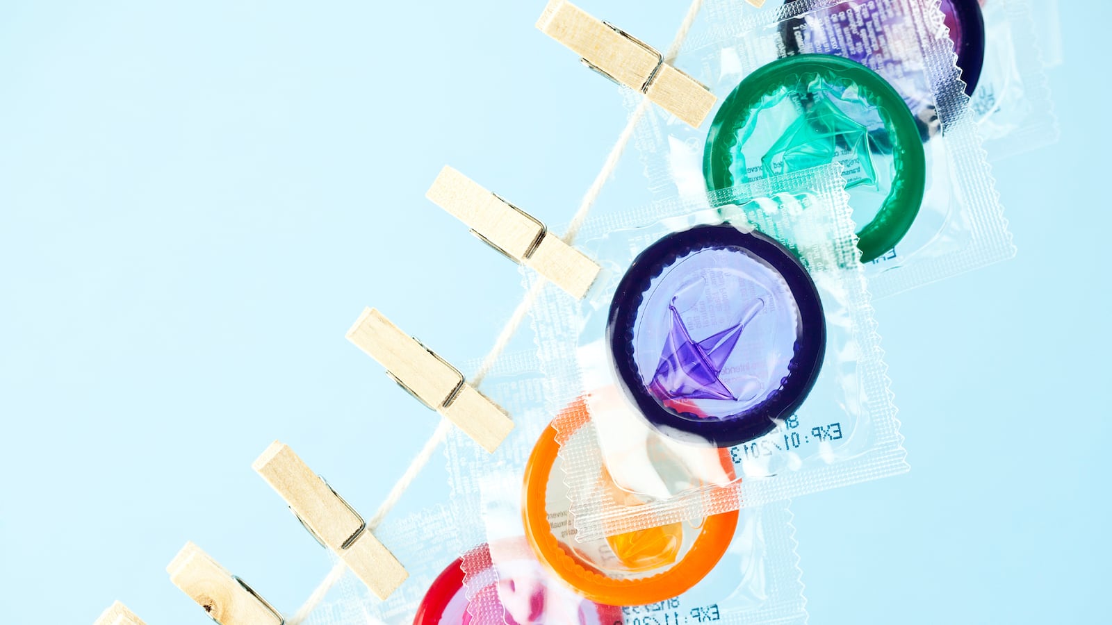 articles/2015/08/21/study-condoms-don-t-reduce-feeling/150820-lytton-condoms-tease_gvp22g