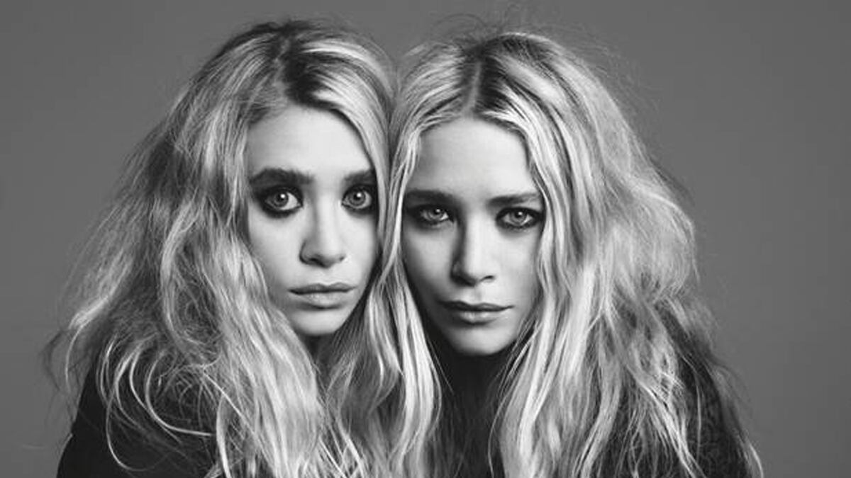 articles/2014/05/12/mary-kate-olsen-talks-wedding-dresses-dr-dre-to-buy-gisele-bundchen-and-tom-brady-s-50-million-mansion/olsen-twins-cfda-awards-wilkinson_ljvmuh
