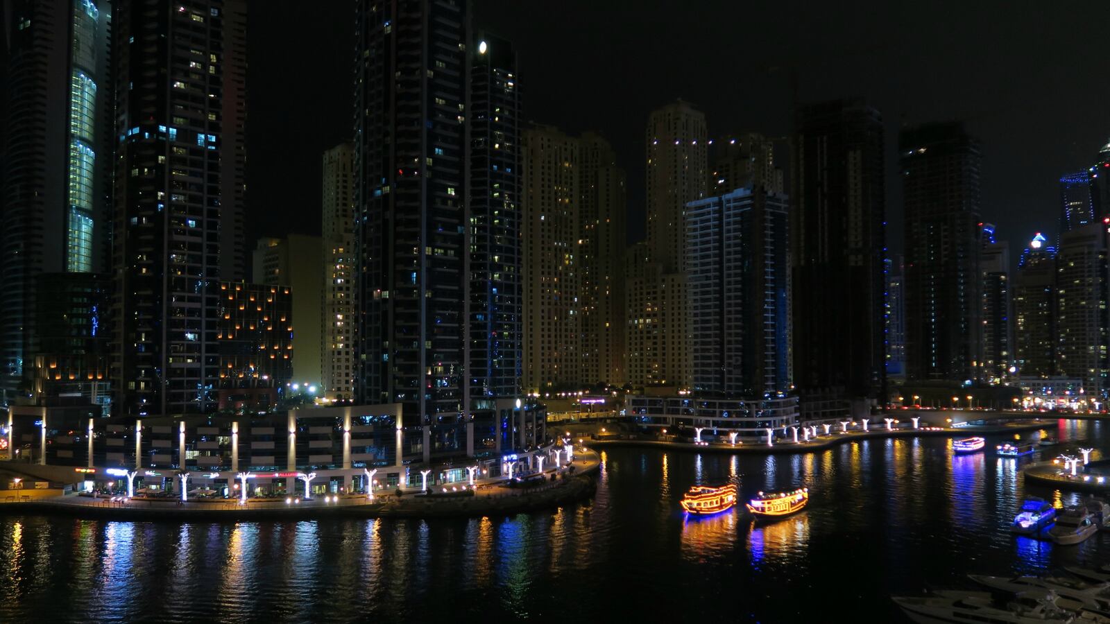 171007-dubai-british-tourist-jail-cheat_gog1km