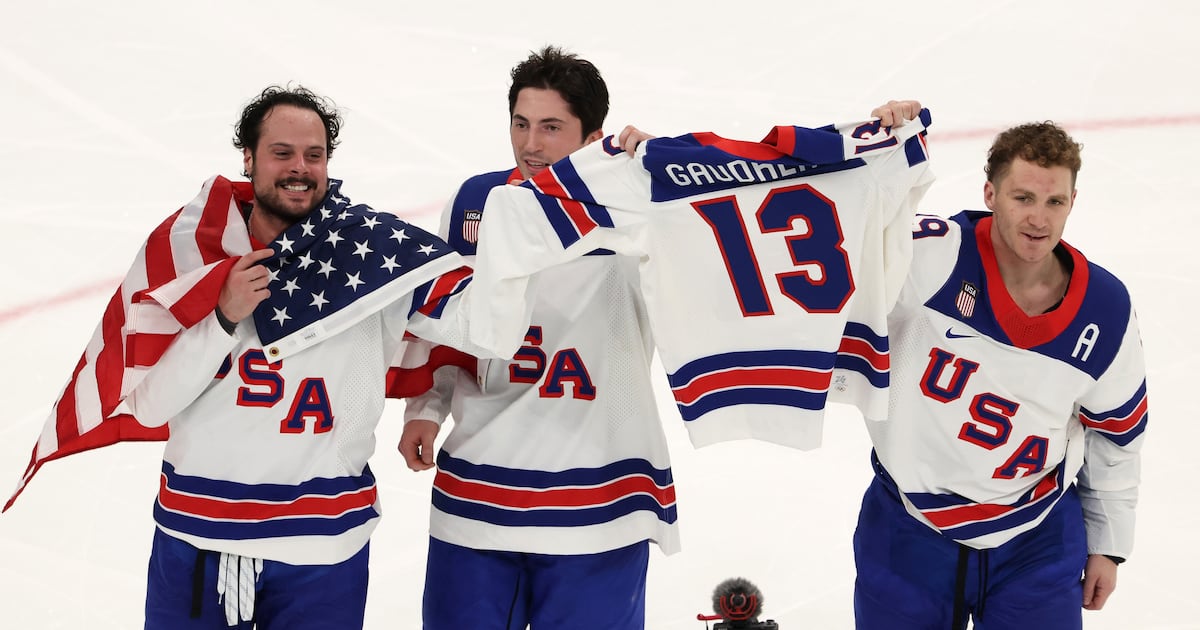 Team USA Honors Fallen Teammate After Olympics Hockey Win