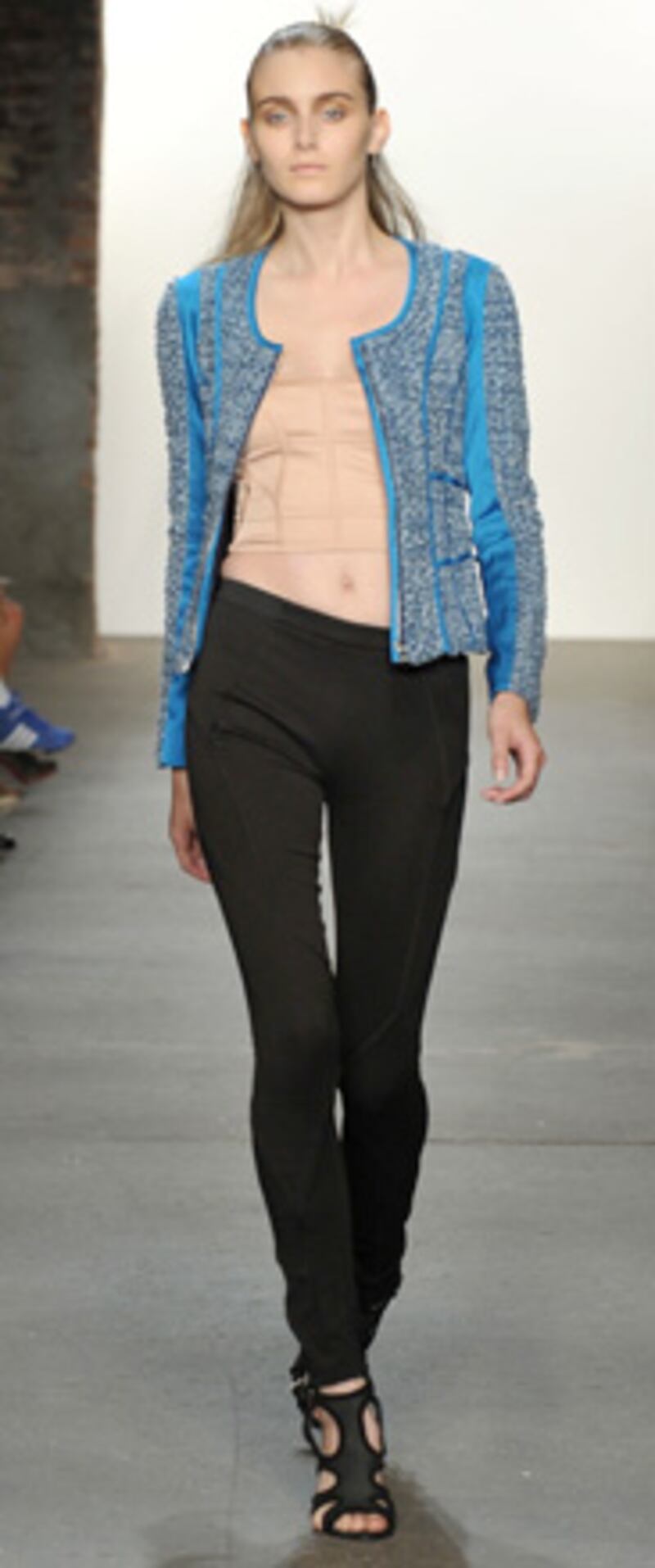 galleries/2009/09/14/ny-fashion-week-day-5/fashion-day-5---thakoon2_hhfwy6