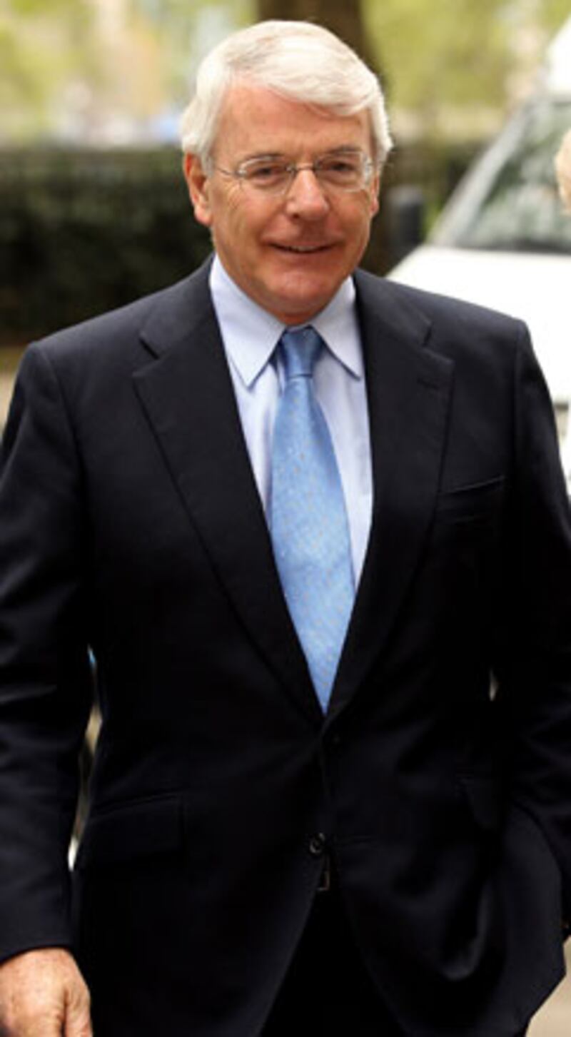 galleries/2010/07/29/clinton-wedding-guest-list/clinton-guest-list---major_vnw04z