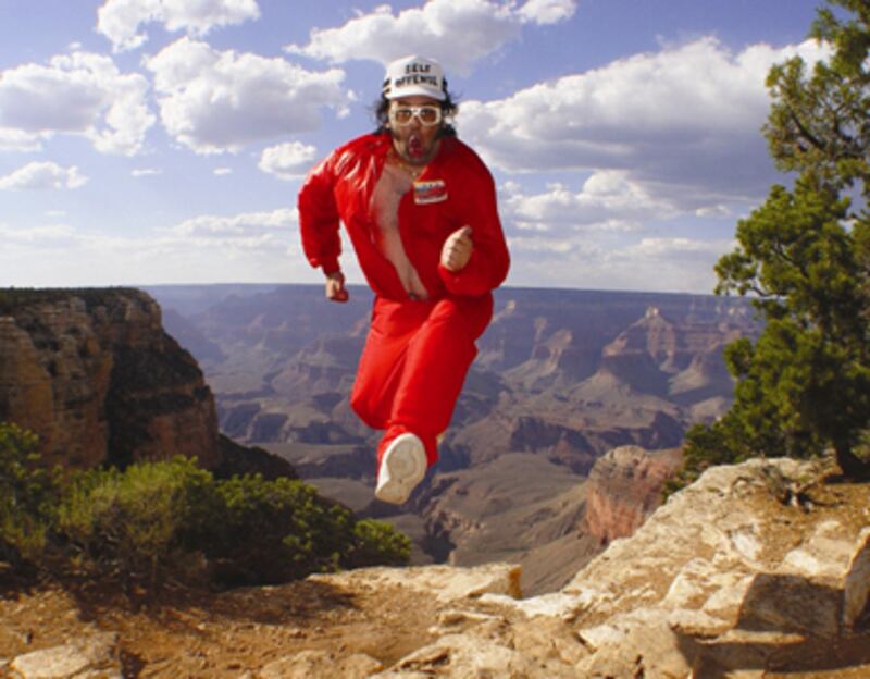 articles/2010/10/06/30-rocks-judah-friedlanders-new-book-how-to-beat-up-anybody/judah-friedlander---gallery-launch_nyqjdn