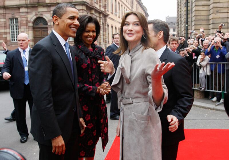 galleries/2009/04/01/the-obamas-first-overseas-trip/obamas-sarkozy-3_c45s8u