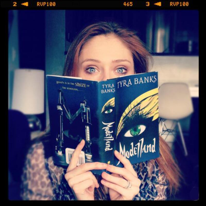 galleries/2011/12/22/whitney-cummings-selena-gomez-more-celebrity-twitter-pictures-photos/twitpics-coca-rocha_lrwd8x