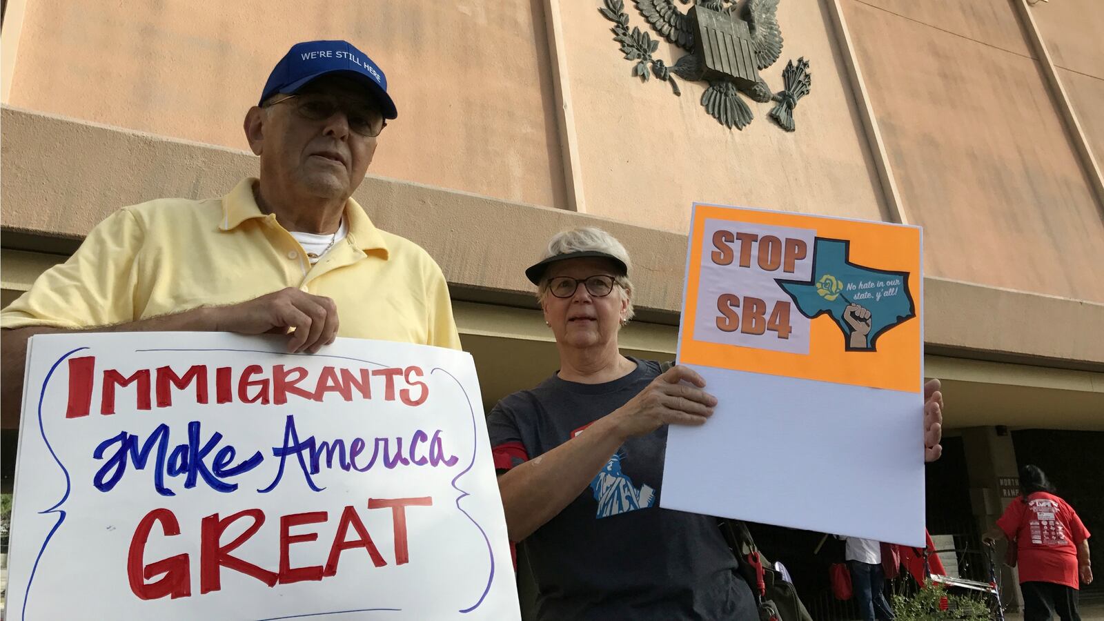 170830-texas-sanctuary-cities-injunction-cheat_zrdu21