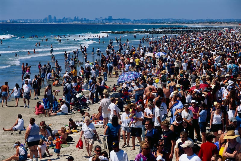 galleries/2011/07/31/most-popular-us-beaches-photos/imperial-beach_tbheml