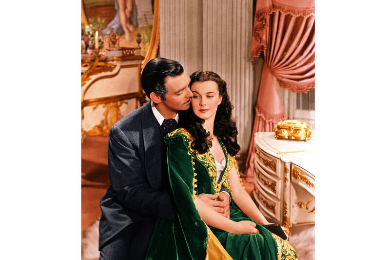 articles/2013/03/17/on-st-patrick-s-day-beware-those-sly-green-eyes/130316-dimon-green-eyes-embed2_h4vis1