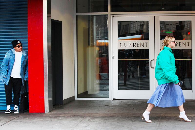 galleries/2017/02/17/here-s-the-standout-street-style-of-new-york-fashion-week/10-ABL-IMG_0755_r5tbbp