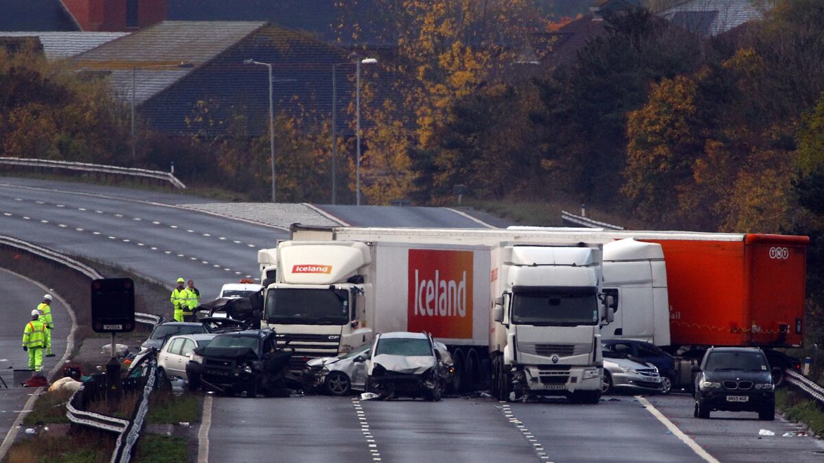 cheats/2011/11/05/massive-u-k-crash-injures-dozens/uk-car-accident-pile-up-cheat_t4uwuq