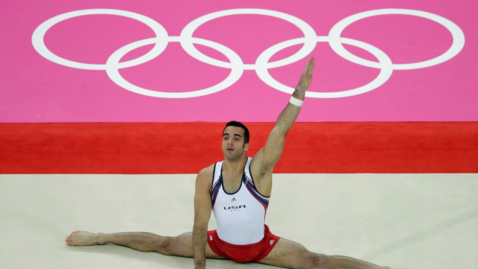 cheats/2012/07/30/china-leads-men-s-gymnastics-final/men-gymnastics-final-cheat_q69zma
