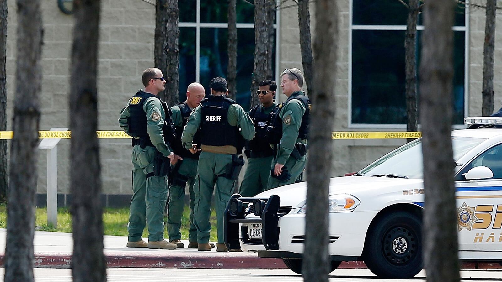 articles/2013/04/09/another-campus-attack-this-time-with-a-knife/130409-lone-star-stabbing-pelisek-tease_xmyhfu