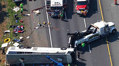 cheats/2011/05/31/north-carolina-bus-crash-kills-four/bus-crash_184529_kbkums