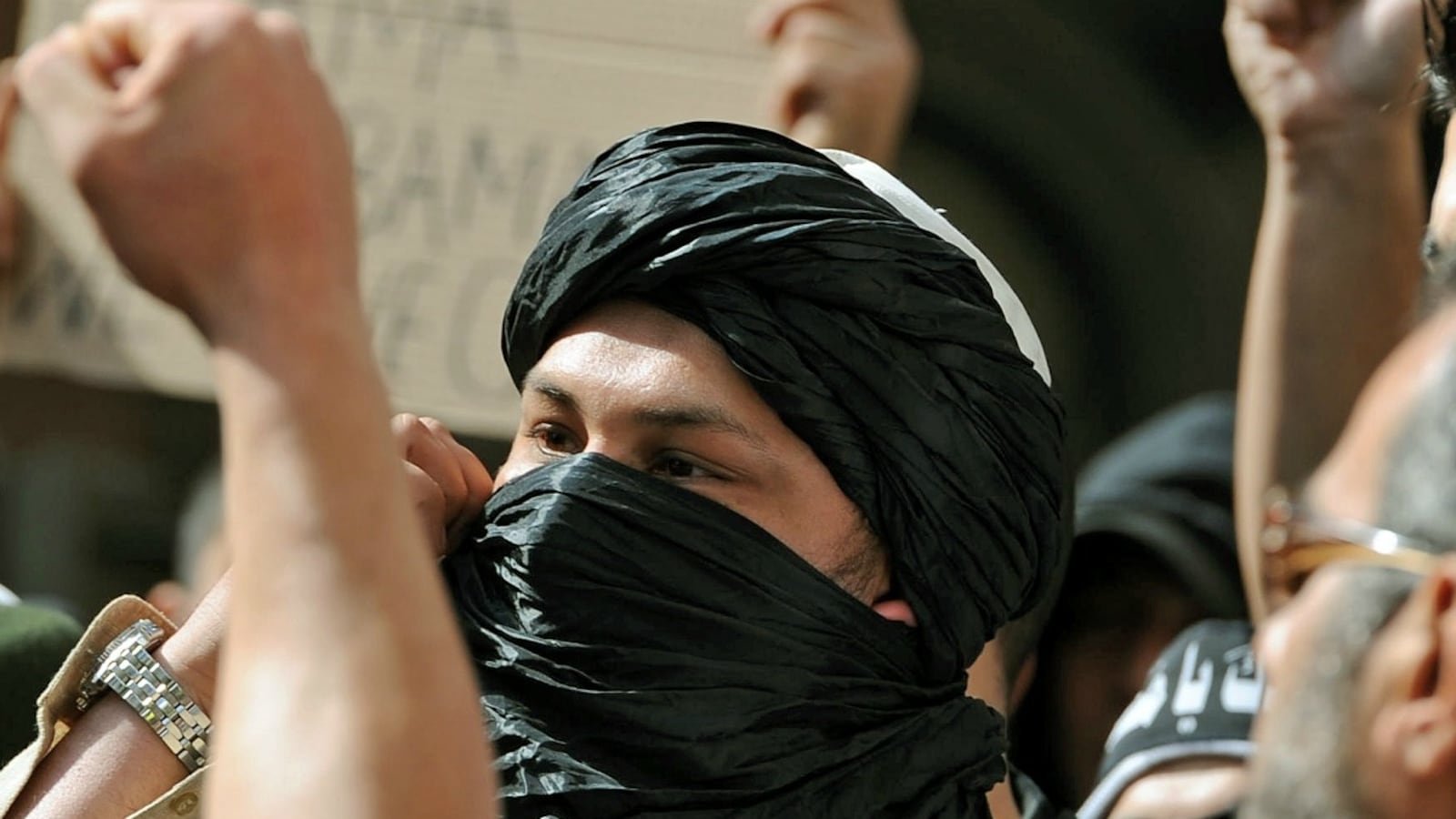 cheats/2012/09/15/anti-american-clashes-hit-australia/australia-protest-cheat_ljepp5