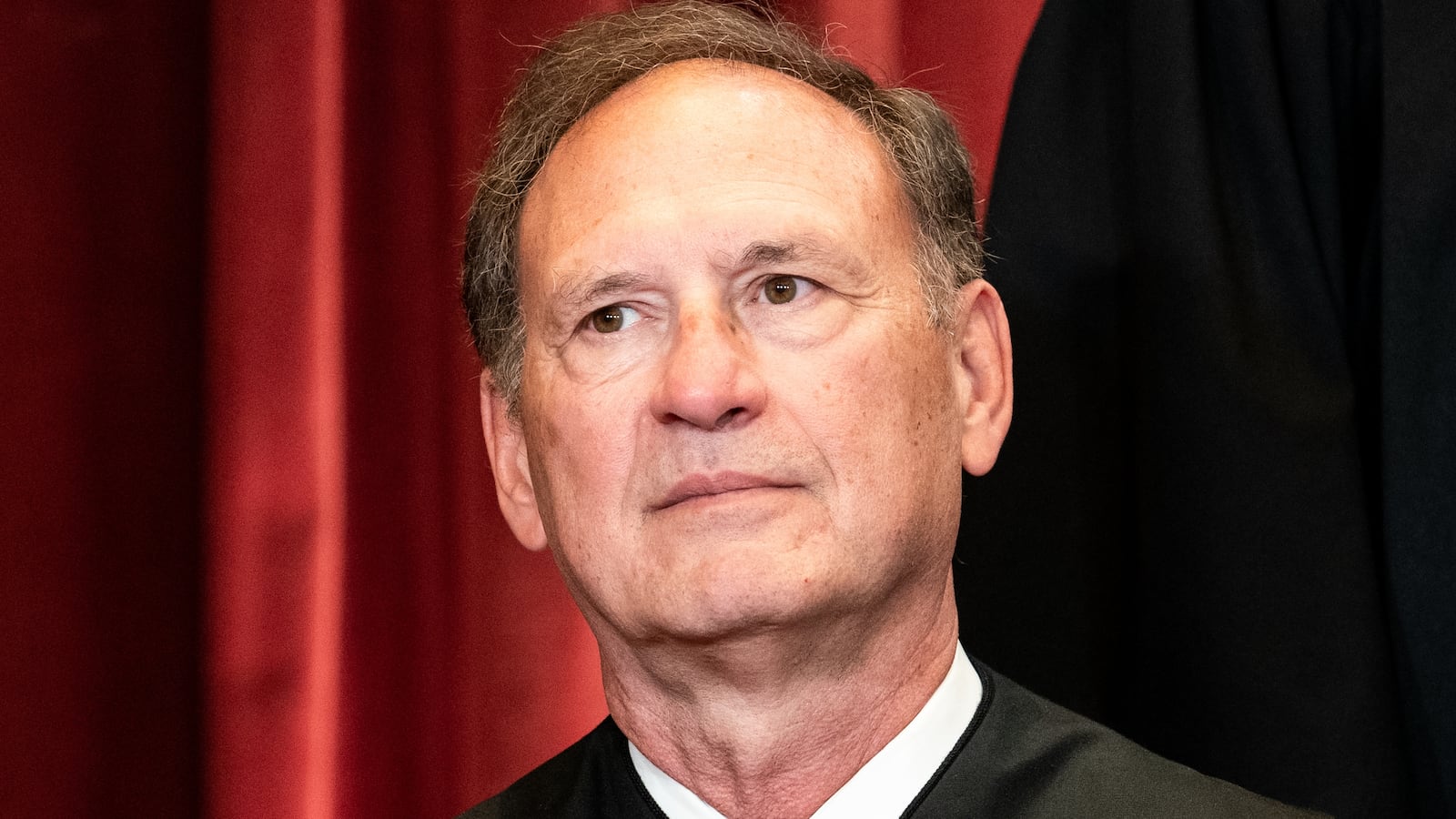 Justice Samuel Alito will not retire from the supreme court.